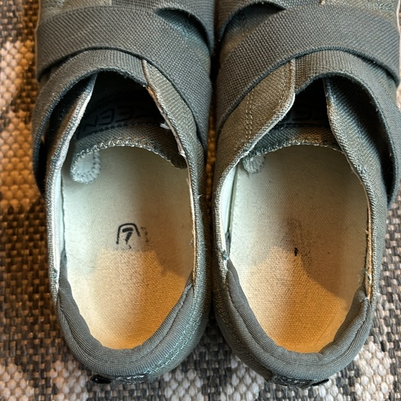 Keen Women’s Elsa Gore Slip On, Green - Picture 6 of 10